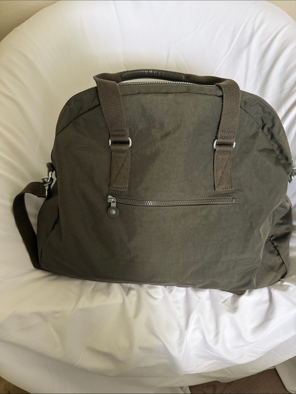 Kipling Olive Duffel Bag with Dual Front Pockets and Shoulder Strap - Picture 2 of 4
